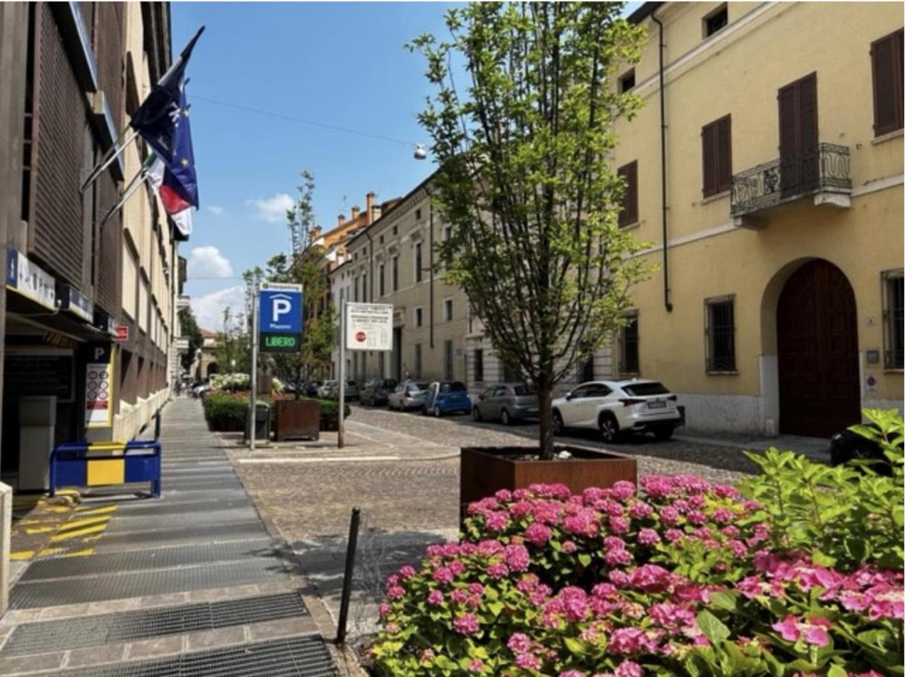 Residenza San Longino Apartment Mantova Exterior photo